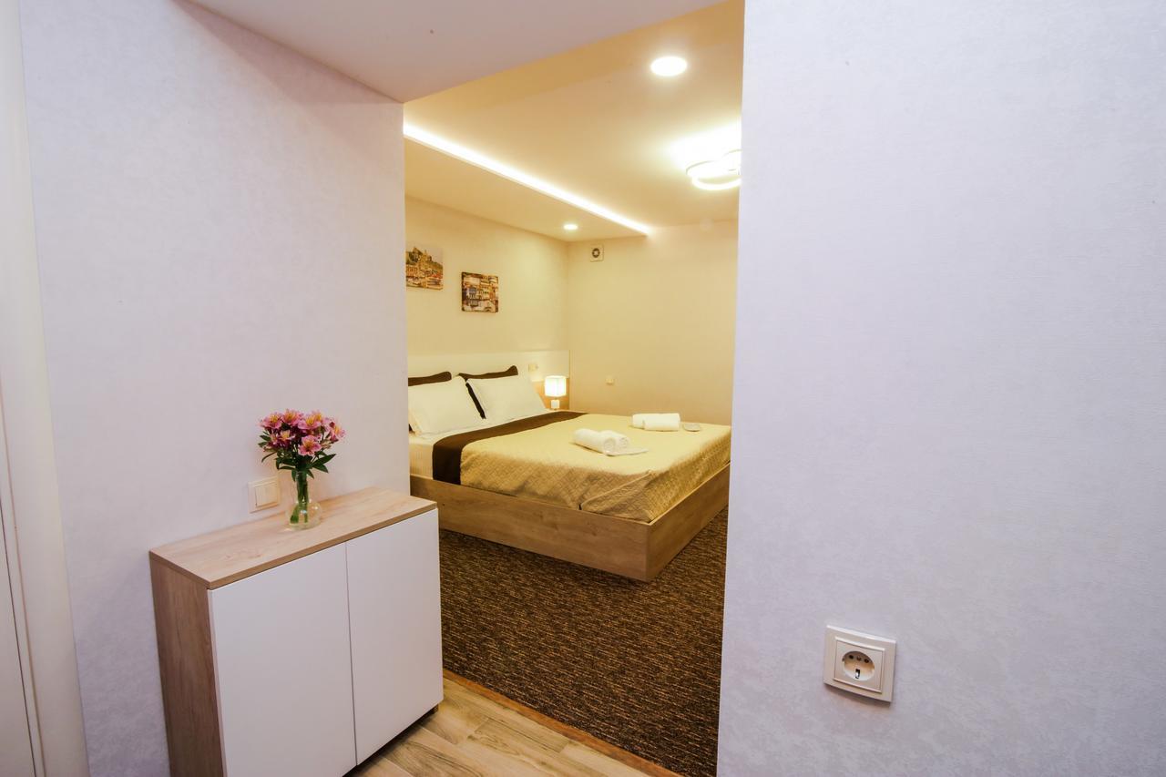 Opera Apartment Very Heart Of Tbilisi Exterior photo